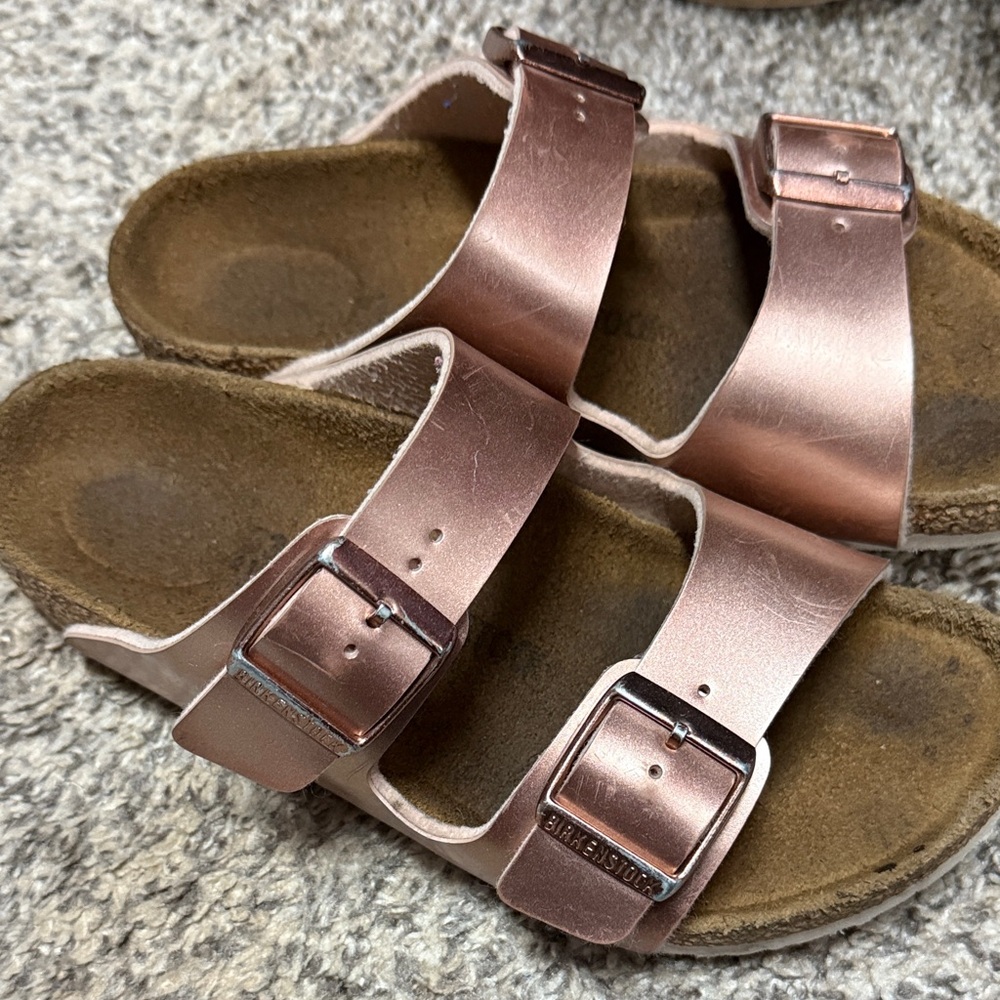 Birkenstock Metallic Pink Sandals